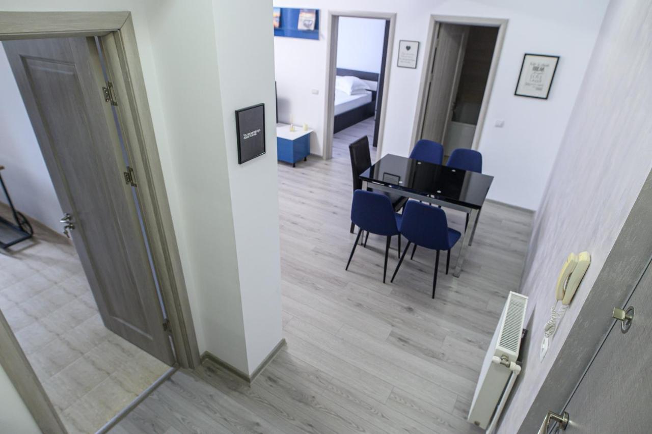 Summerland Happy Blue Apartment Mamaia
